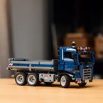LEGO Technic: Tipping Dump Truck (42203) - Image 7