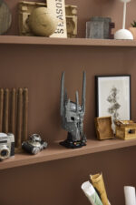 LEGO® Icons: The Lord of the Rings: Sauron’s Helmet (11373) - Image 8
