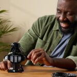 " LEGO® Star Wars™ Darth Vader™ Bust (75439)" - Image 23